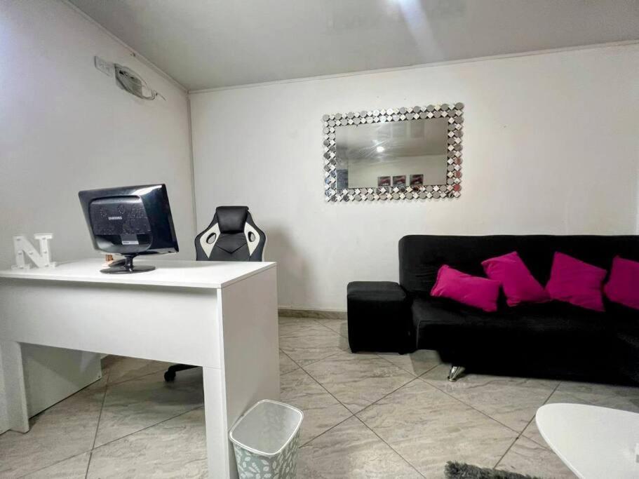 Apartment Full With Fast Wi-fi *