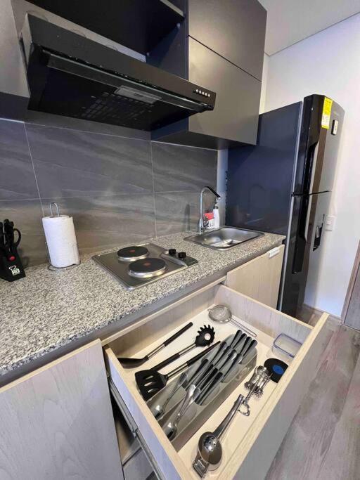 Apartamento Loft Nuevo A Minutos Caminando De Zona T Y Andino