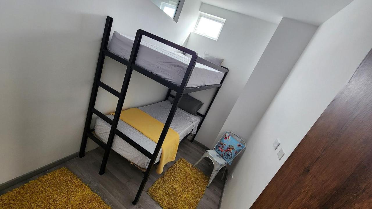 Muy Cerca Del Aeropuerto Nuevo Familiar Lindo Y Acogedor Apartamento *