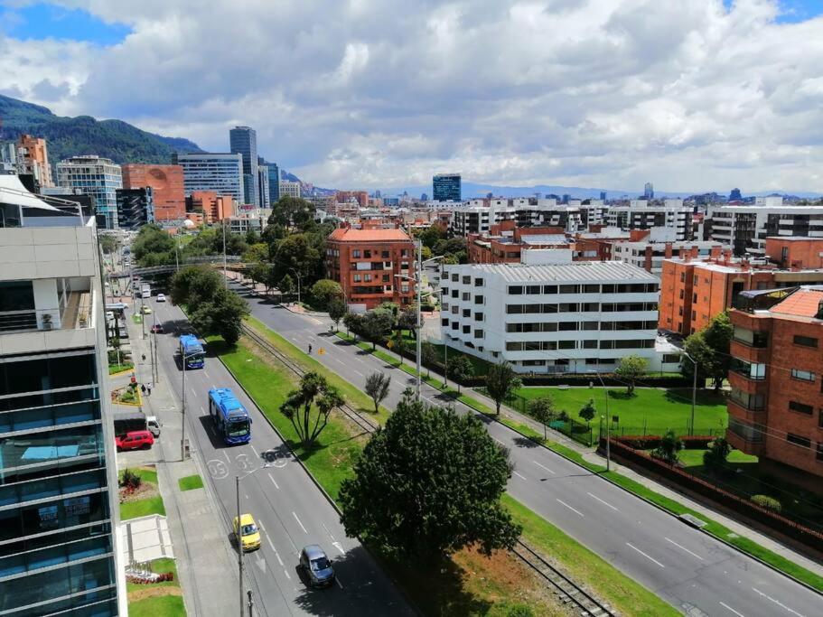 Apartamento Bien Ubicado, Comodo Y Funcional *
