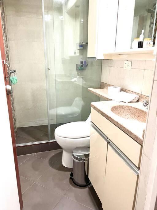 “hermoso Y Comodo Apartamento Cerca Al Aeropuerto! Apartment