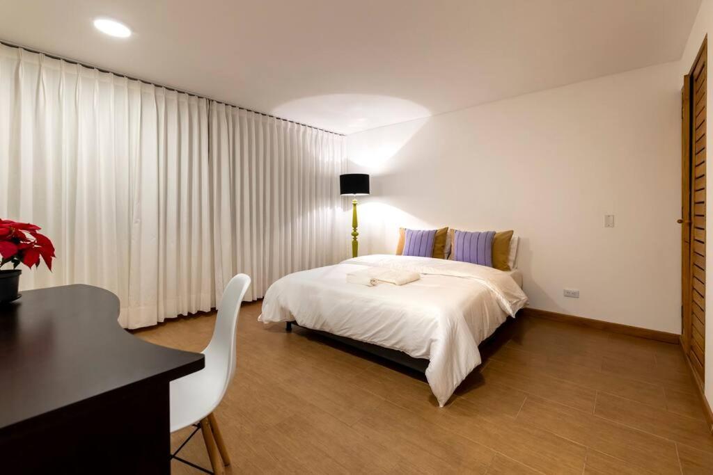 5-3 Parque 93, Apartment *
