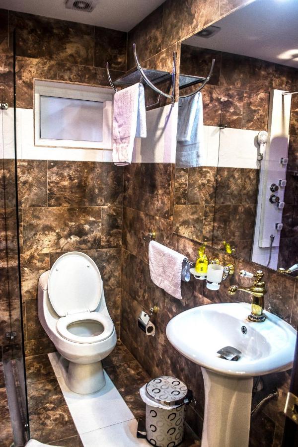 Von Astorian 4* Bogota