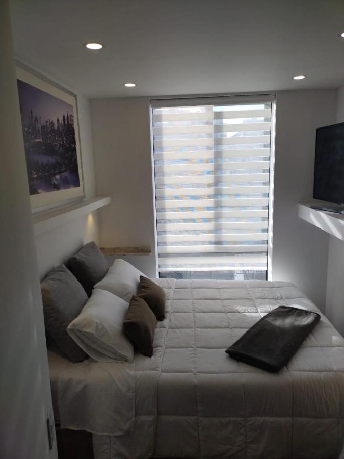 Soul Santa Barbara, Location, Caminando Al Centro Comercial Unicentro, De 20mts2, Comoda Cama Queen Size, Netflix Y Wifi De Fibra Optica Con Coworking Y Gym En El Edificio *