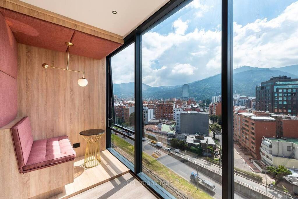 Apartment Luxury Flat/pool/auto Check In