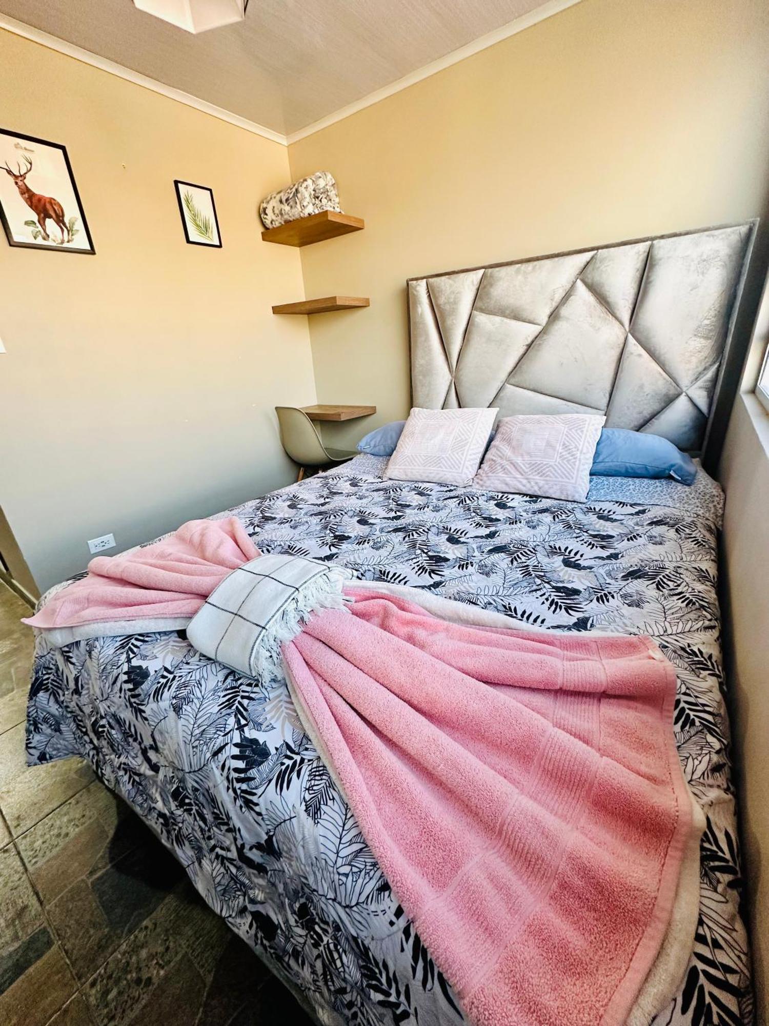 Private Close To The Dorado Airport Bed & Breakfast *