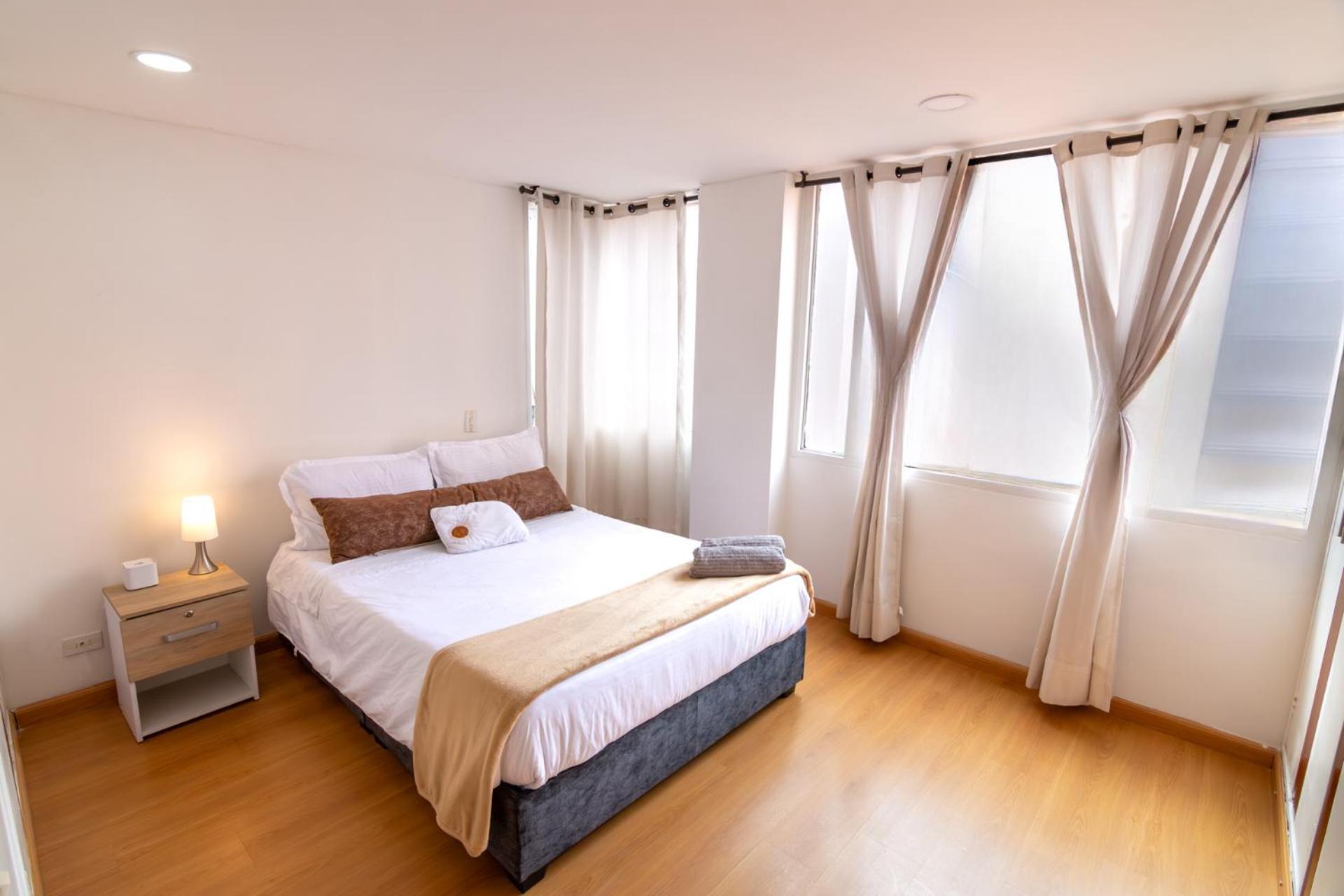 Cozy Family Getaway - Modern Flat, Vibes In The Heart Of