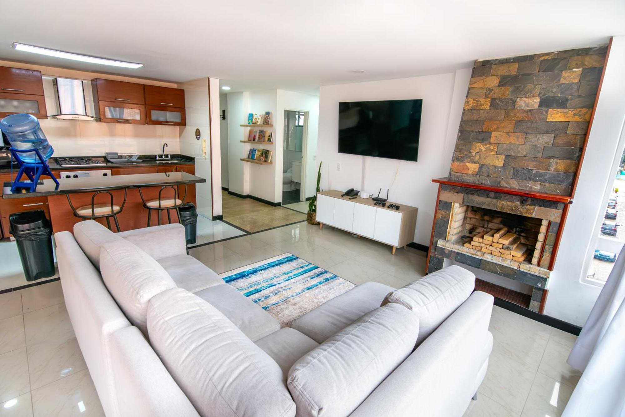 Cozy Family Getaway - Modern Flat, Vibes In The Heart Of Apartamento