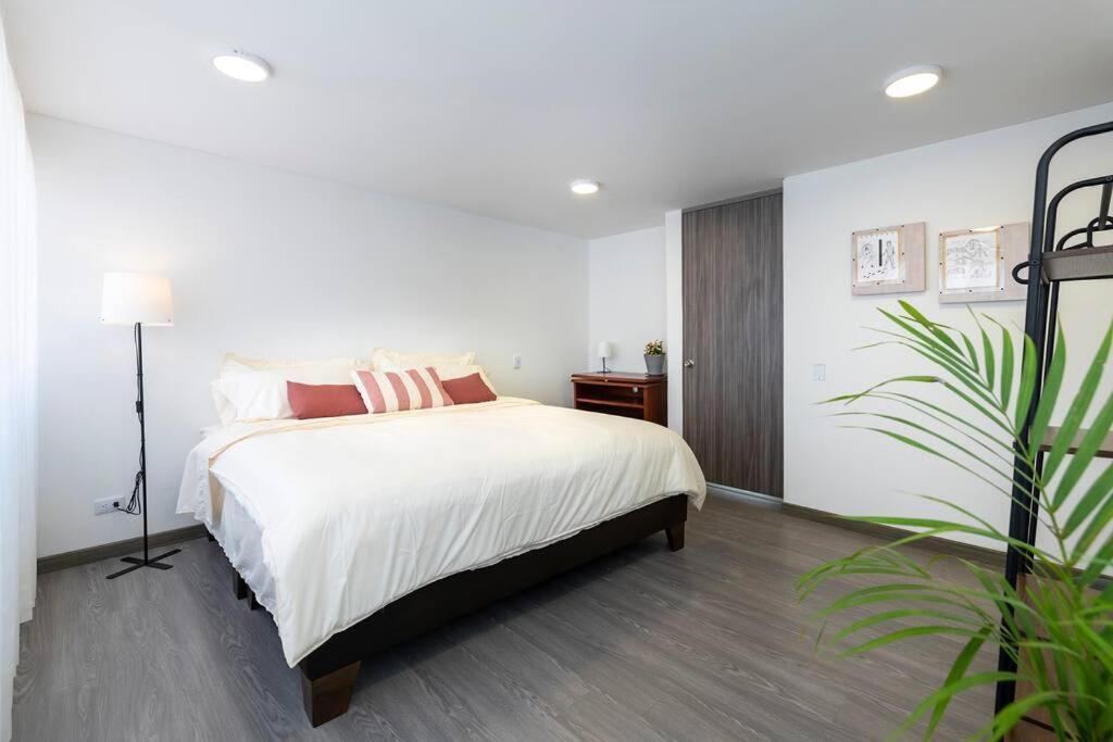 Apartment 4 - 1 Parque 93, *