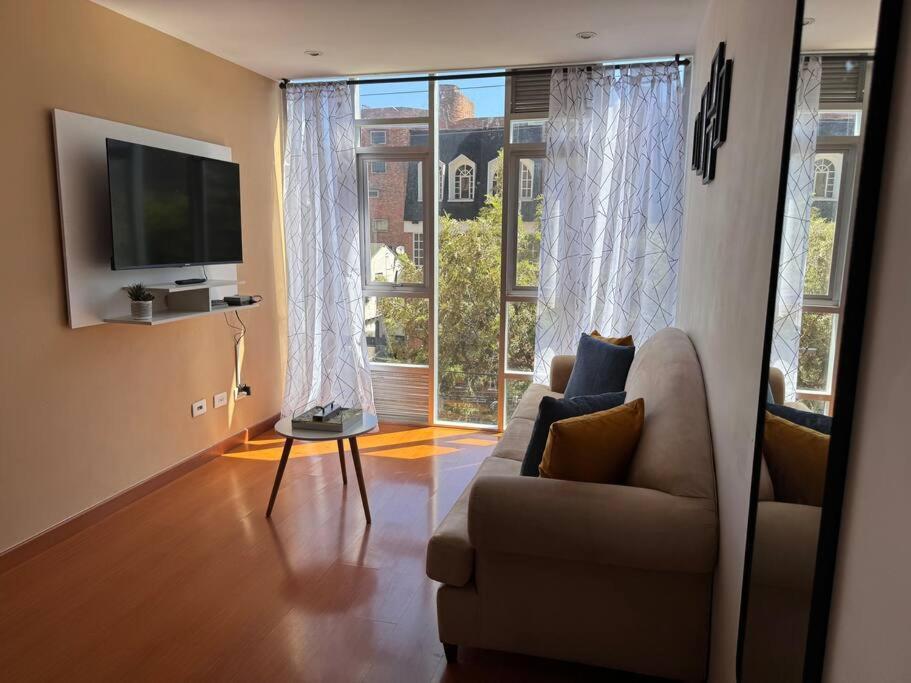 Acogedor Cerca A Unicentro Bogota