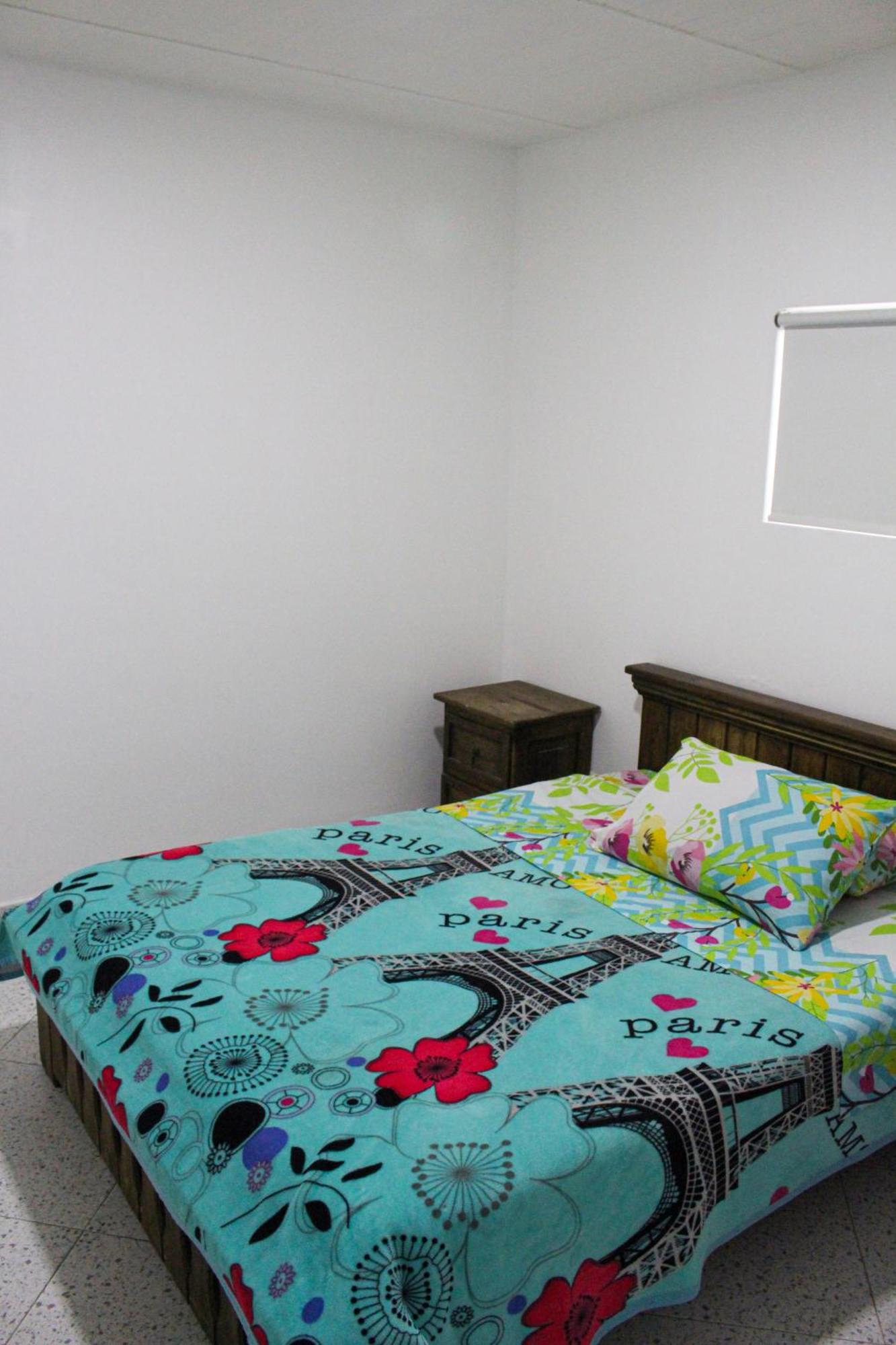 Alameda Guest house *