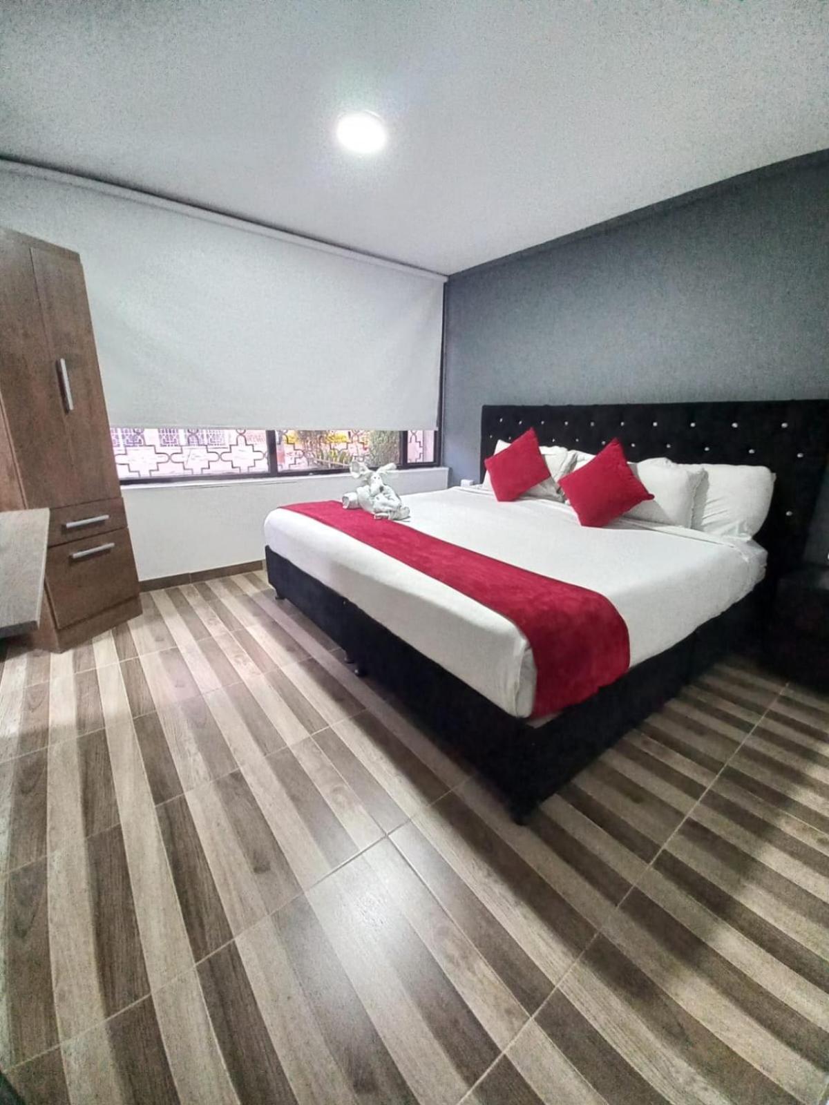 Aw American Travel Hotel Bogotá