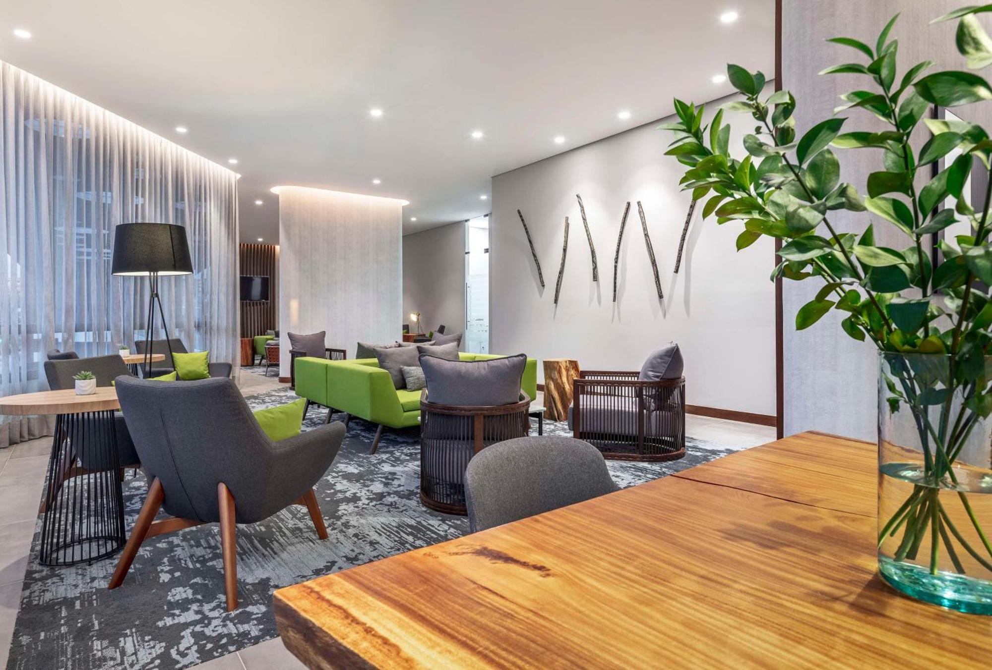 Hotel Hyatt Place Convention Center 4*