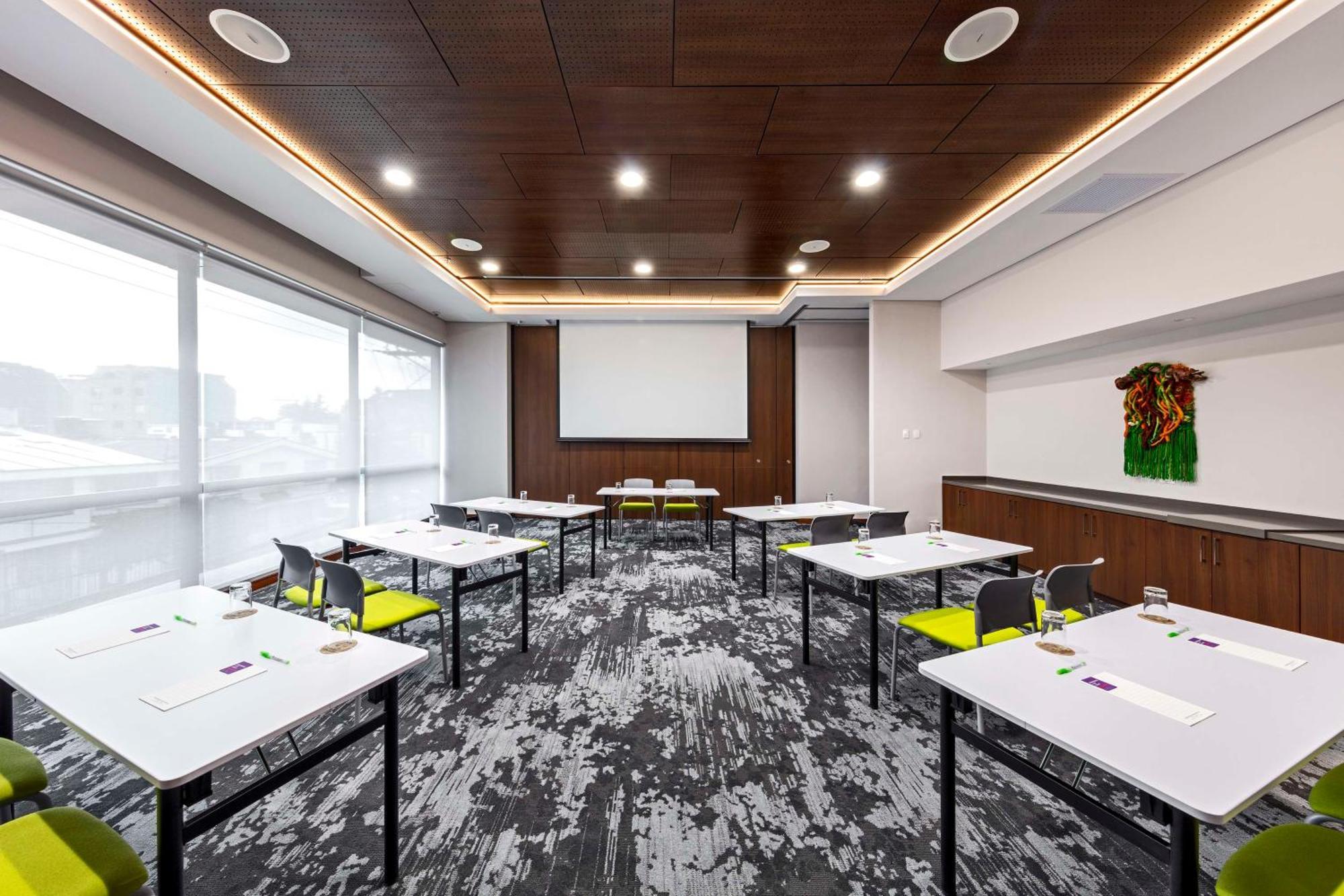 Hotel Hyatt Place Convention Center 4*