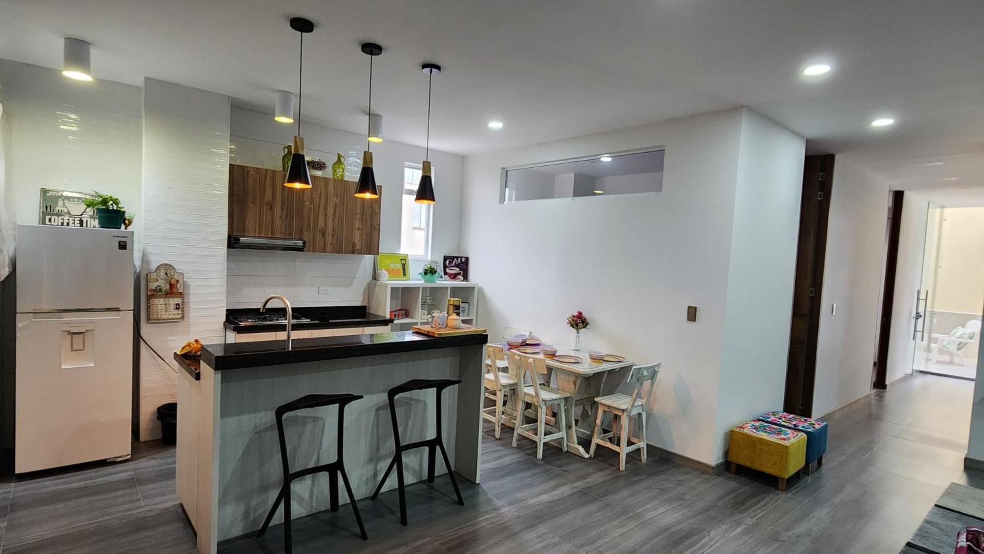 Apartamento Muy Cerca Del Aeropuerto Nuevo Familiar Lindo Y Acogedor