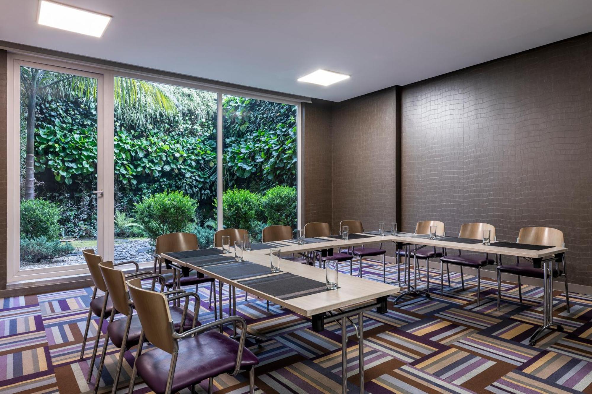 Hotel 100 Luxury By Preferred 5*