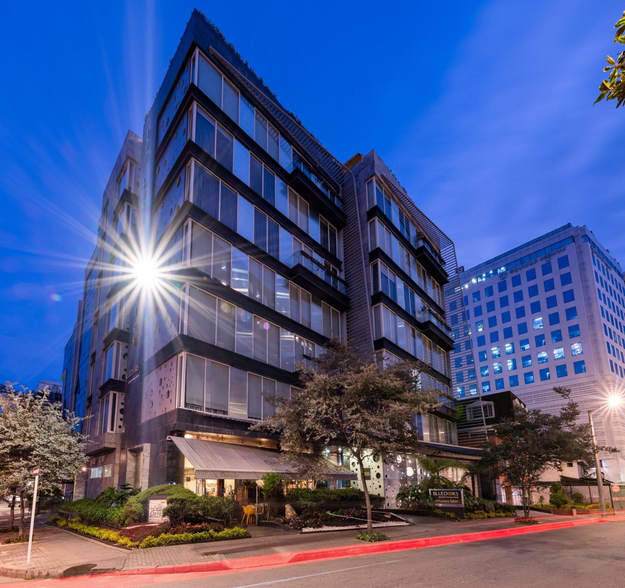 100 Luxury By Preferred Hotel