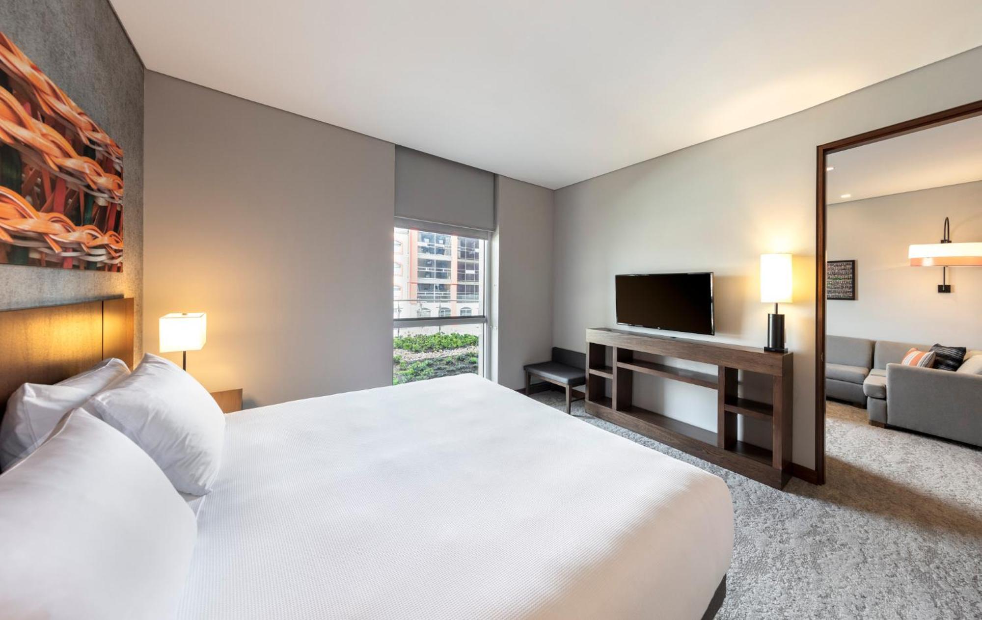 Hyatt Place Convention Center Hotel 4*