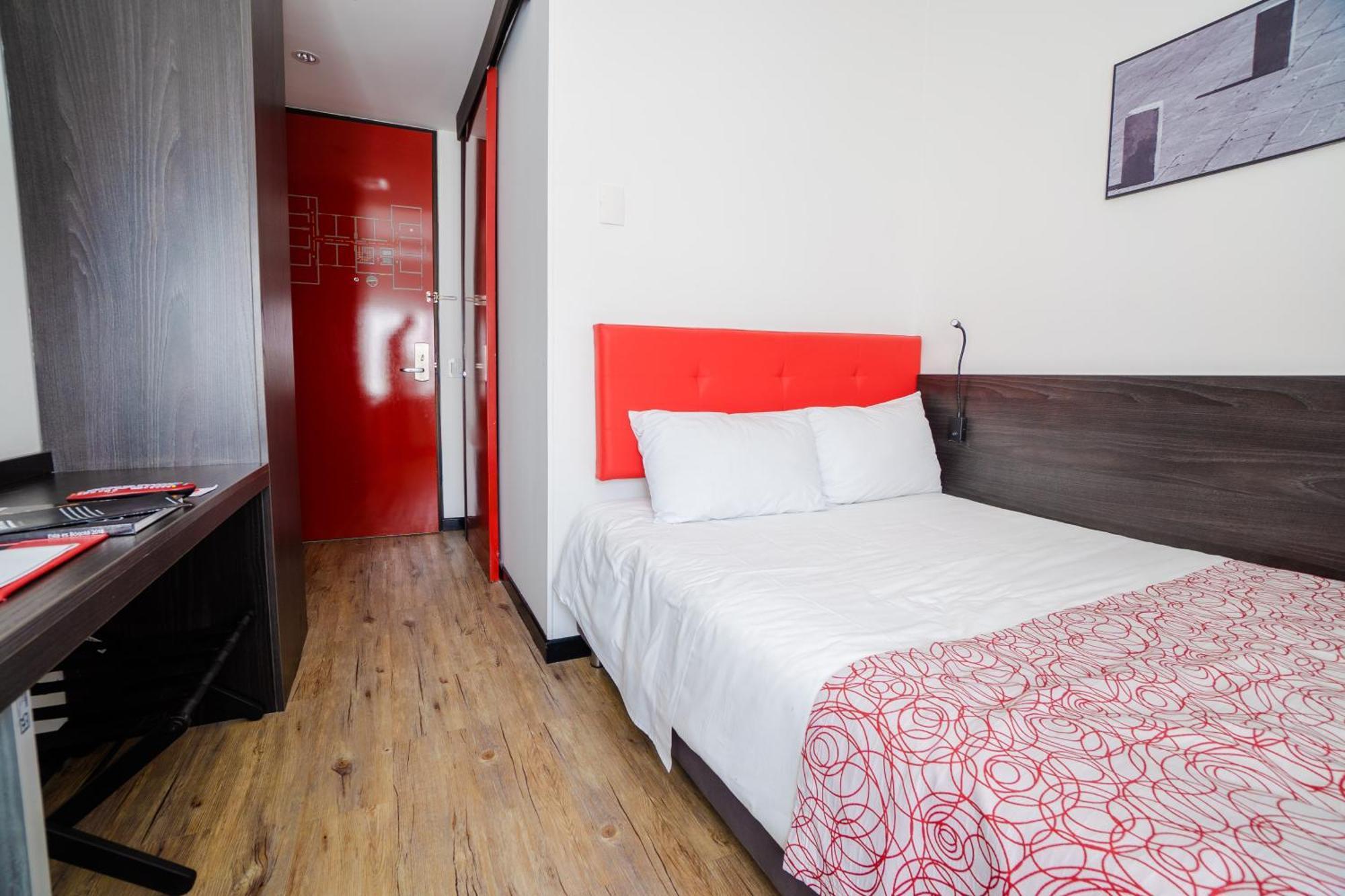 Hotel B3 Virrey Bogota