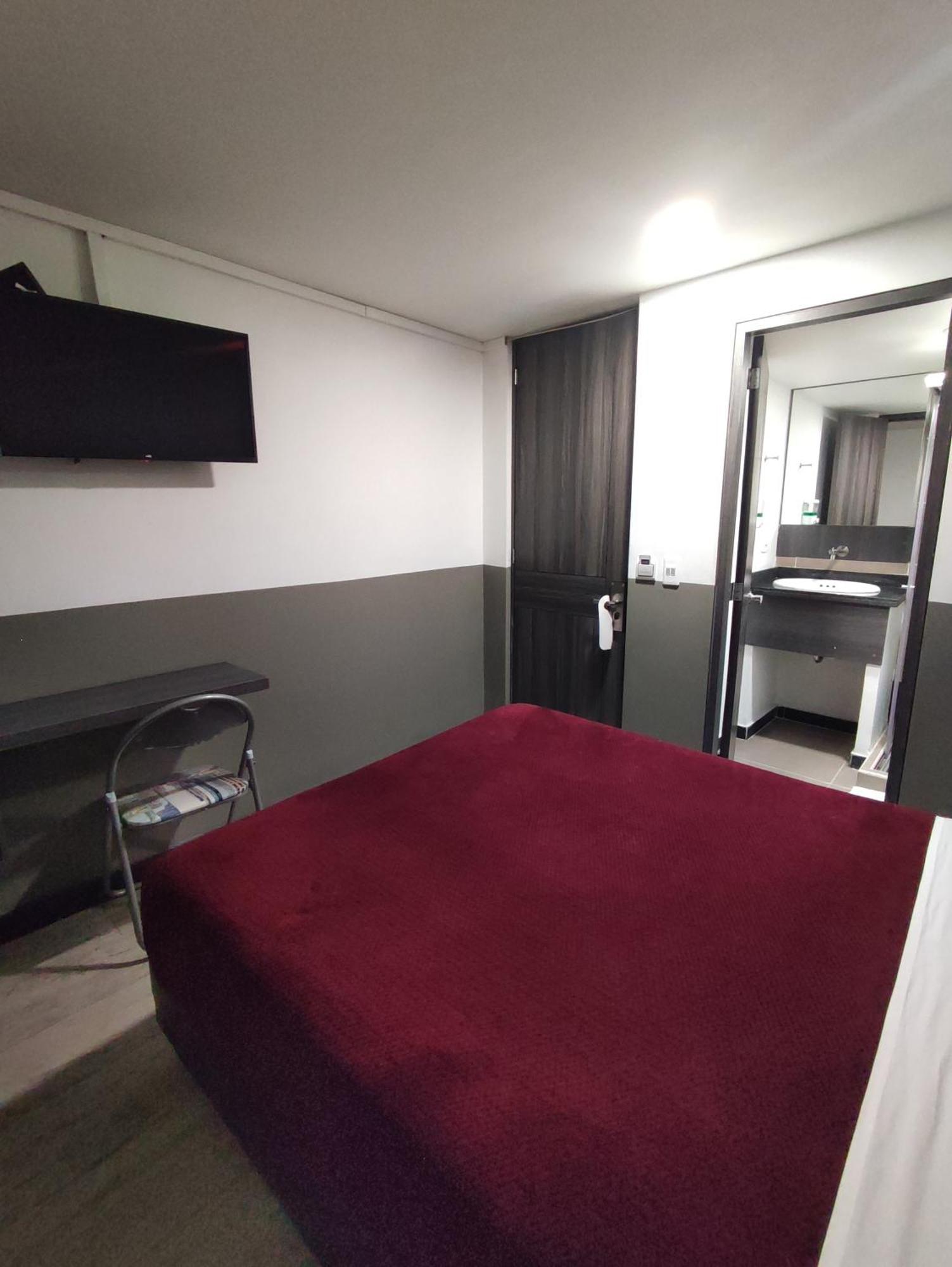 Hotel Express 53 Bogota