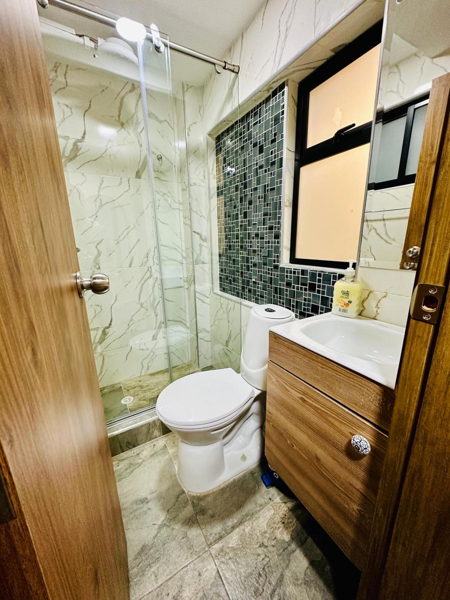 Private Close To The Dorado Airport Bed & Breakfast *