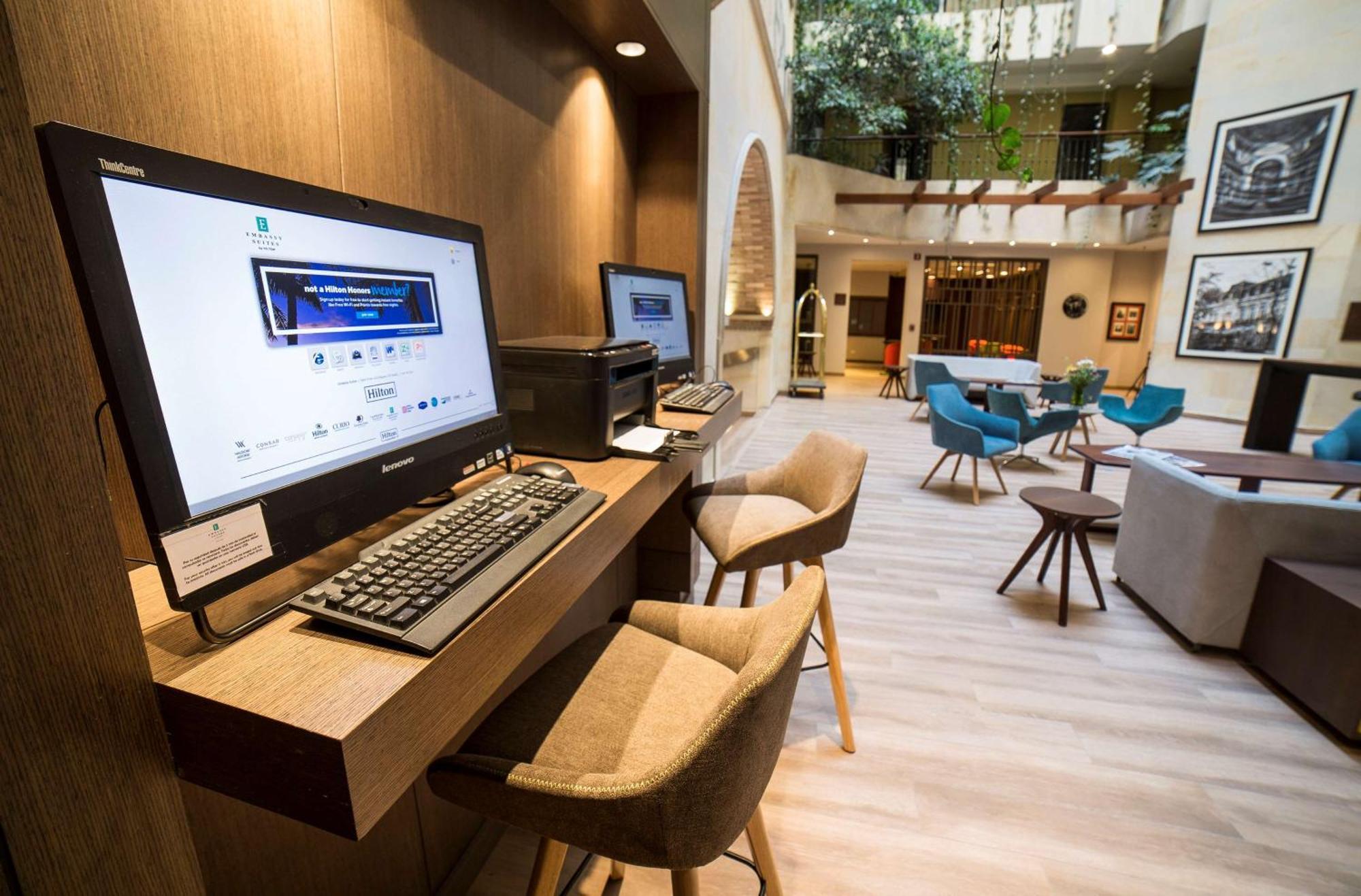 Embassy By Hilton - Rosales 5*