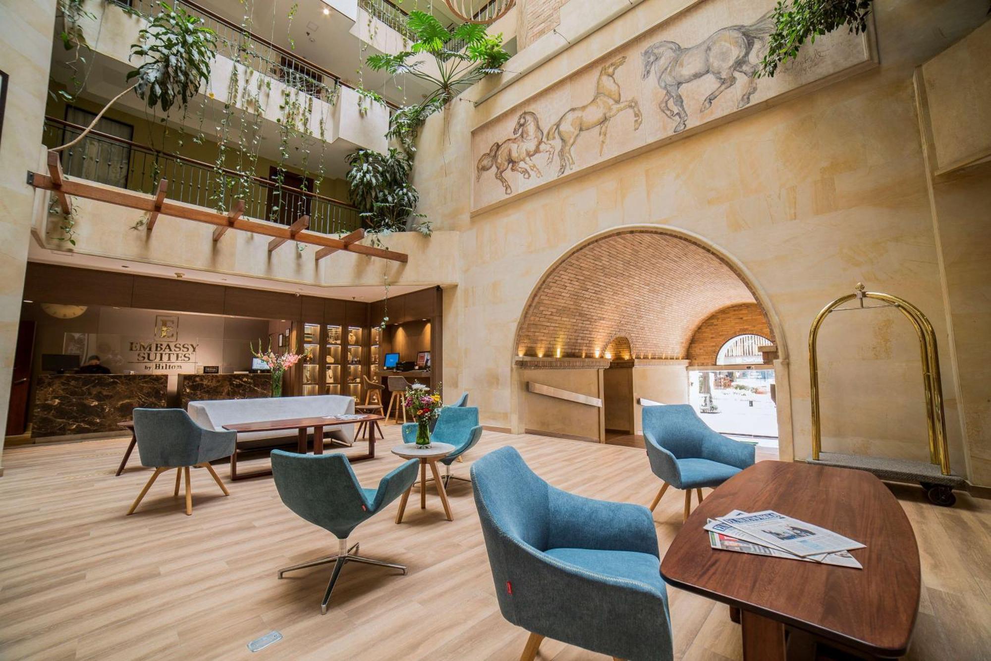Hotel Embassy By Hilton - Rosales