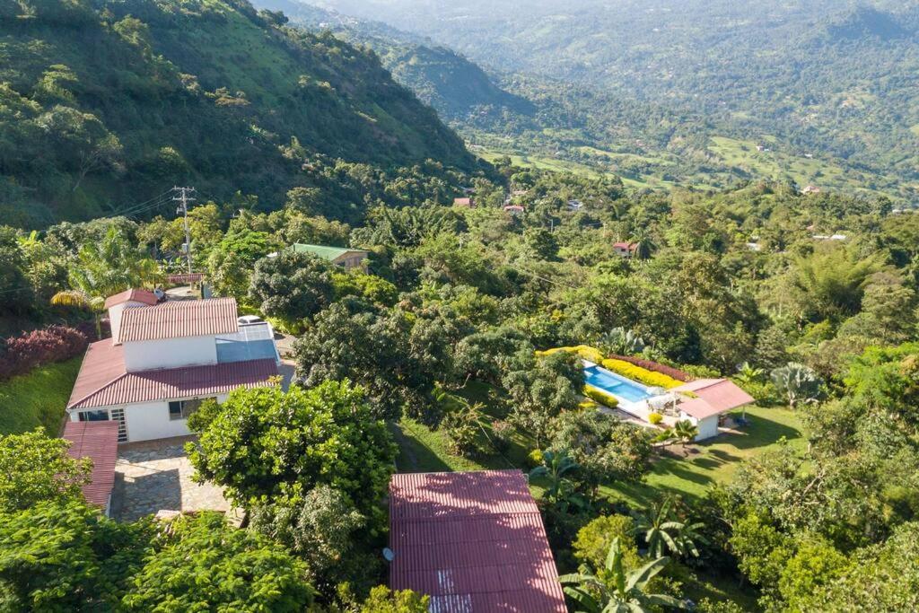 Casa Campestre Clima Caliente - Agroturismo Villa