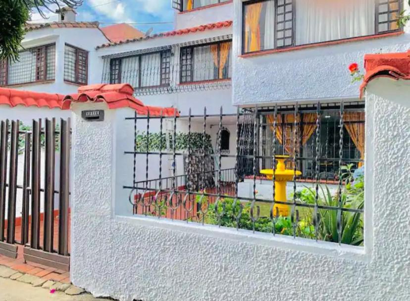 Cama King Guest house Bogota