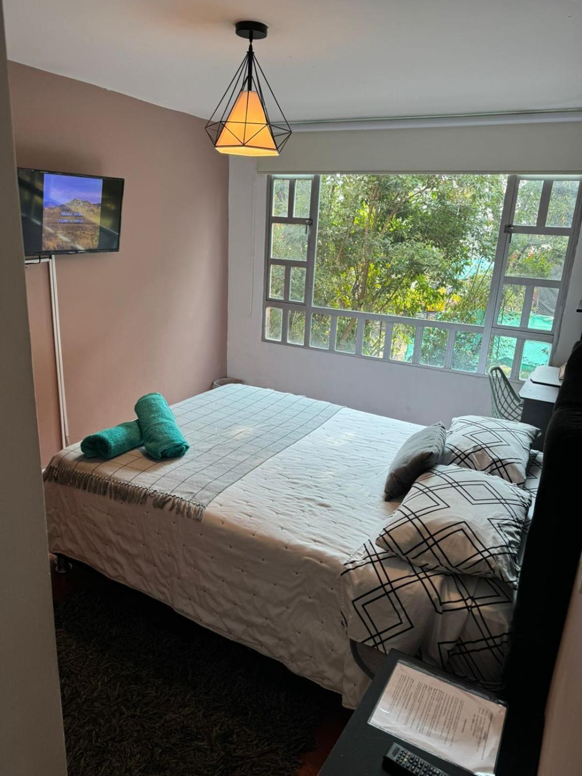 Cerca Aeropuerto El Dorado Guest house *