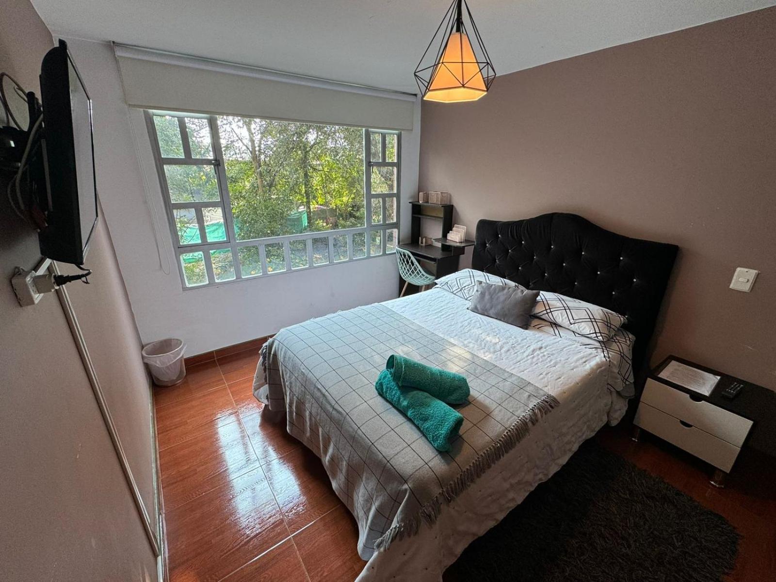 Cerca Aeropuerto El Dorado Guest house Bogota