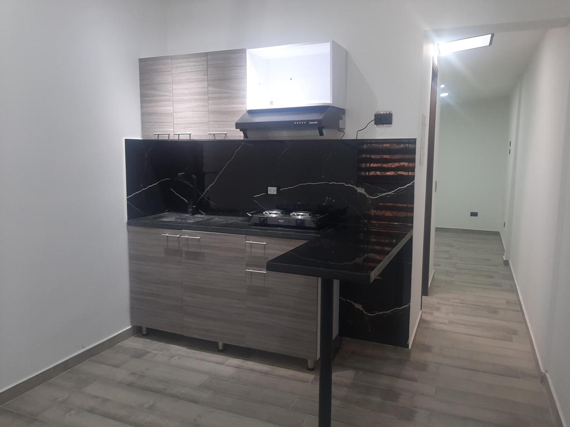 Apartment Sector De Corferias , Y A 5 Cuadras, Embajada Americana 10 Cuadras, Cerca Al Can , G 12 , Universidad Nacional , Aeropuerto A 2 Cuadras Estacion Ciudad Universitaria Marque-tresdiecisietecincoveintisieteveintiseistreintayu *