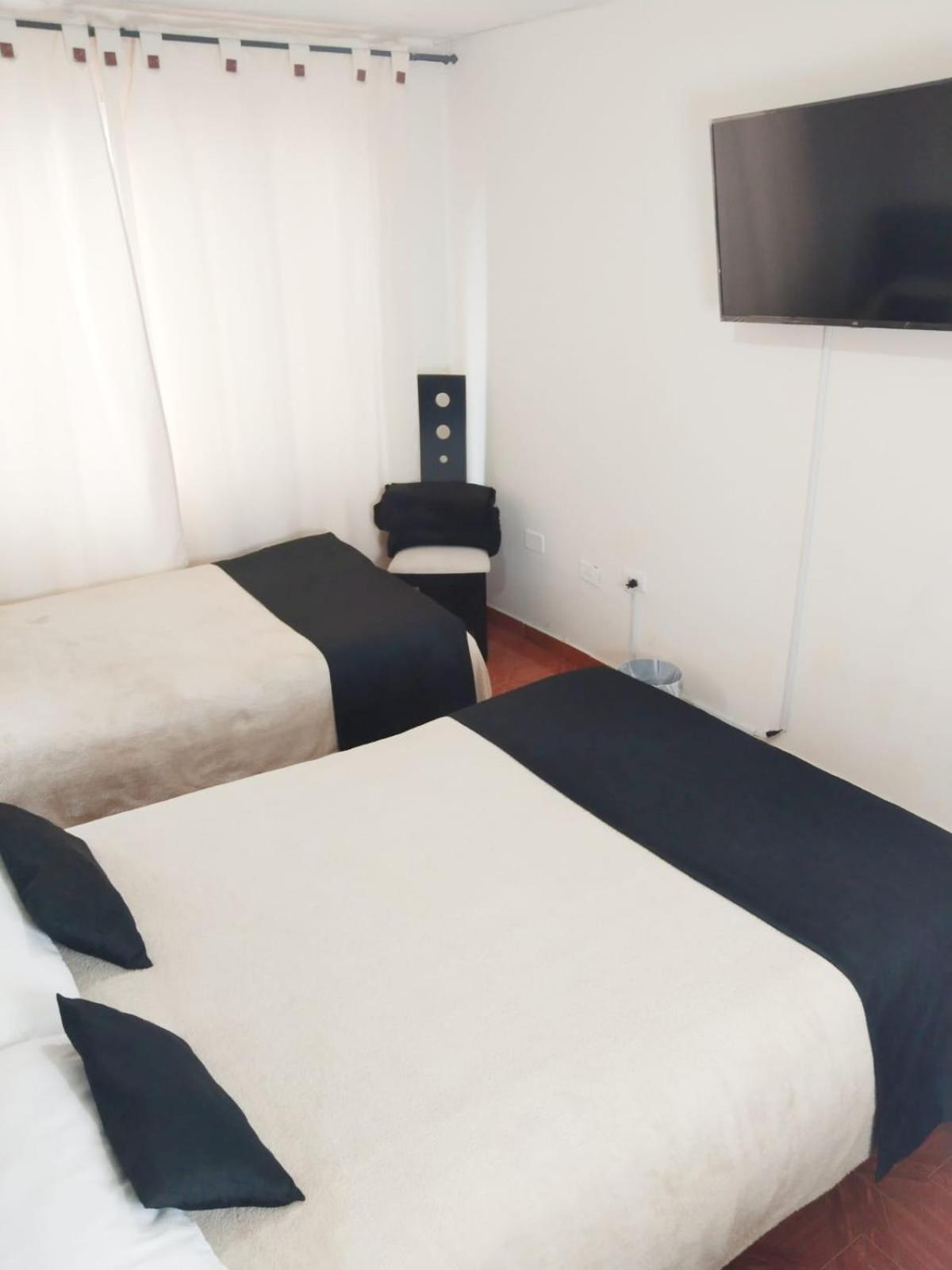 Cerca Al Aeropuerto Centro Y Centro Conecta Embajada Americana Guest house *