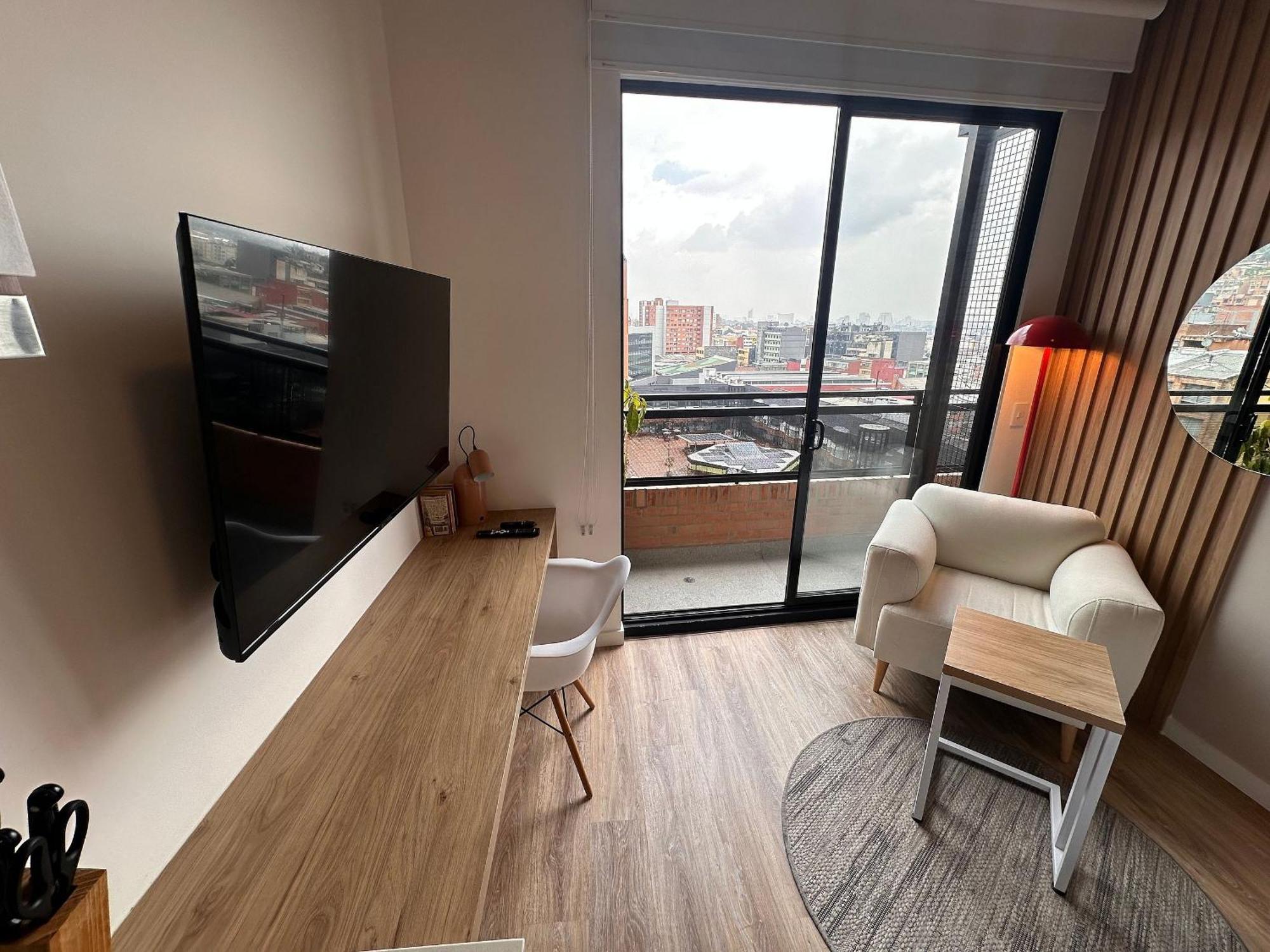 U-go Next Living Chapinero - Terraza & Co-working Apartment