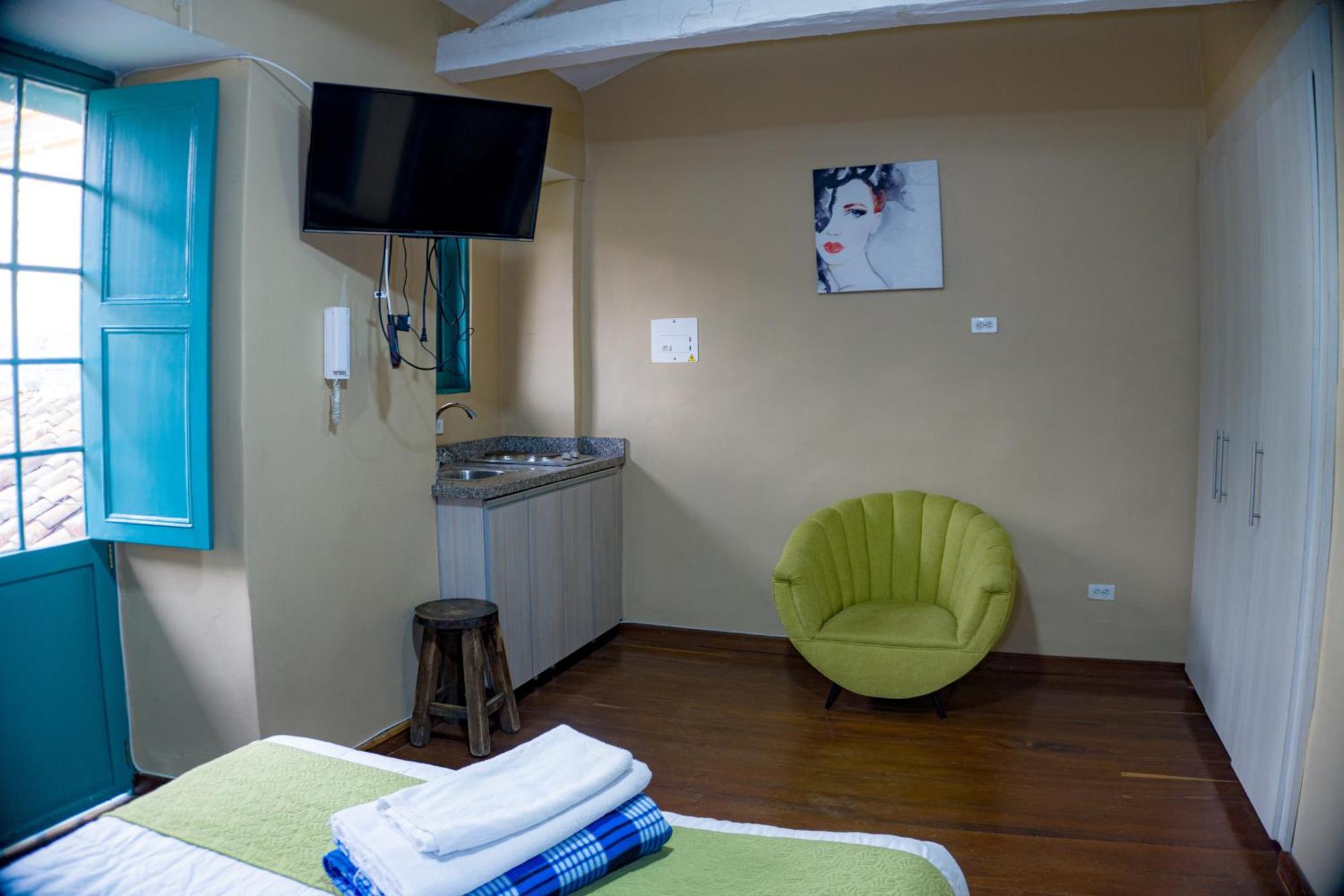 Apartment By Cao Bogota
