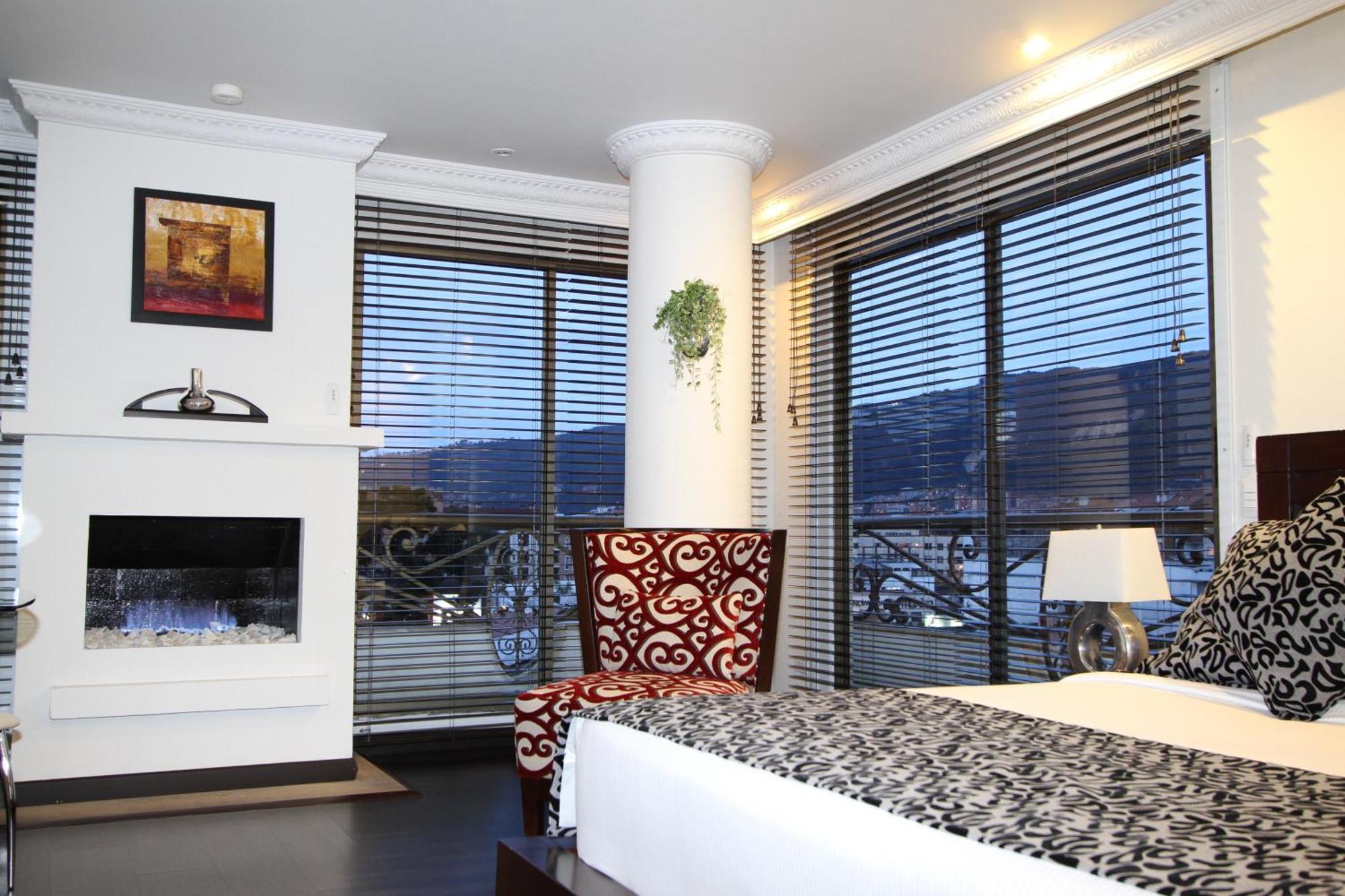 108 Hotel