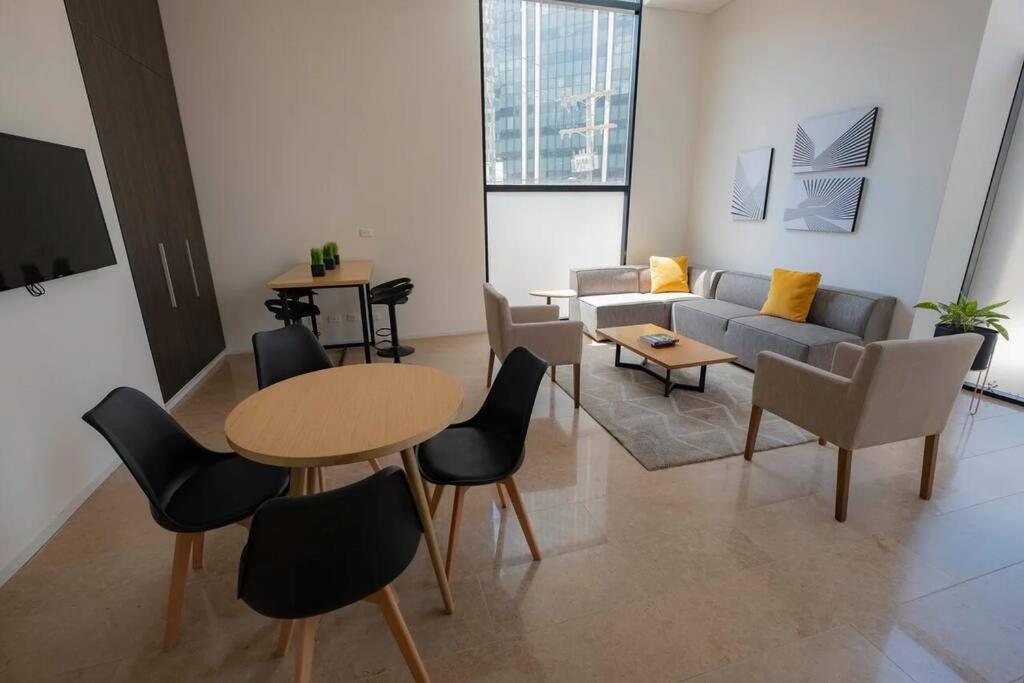 Centro Internacional Equilibrium Piscina Jacuzzi Apartment Bogota