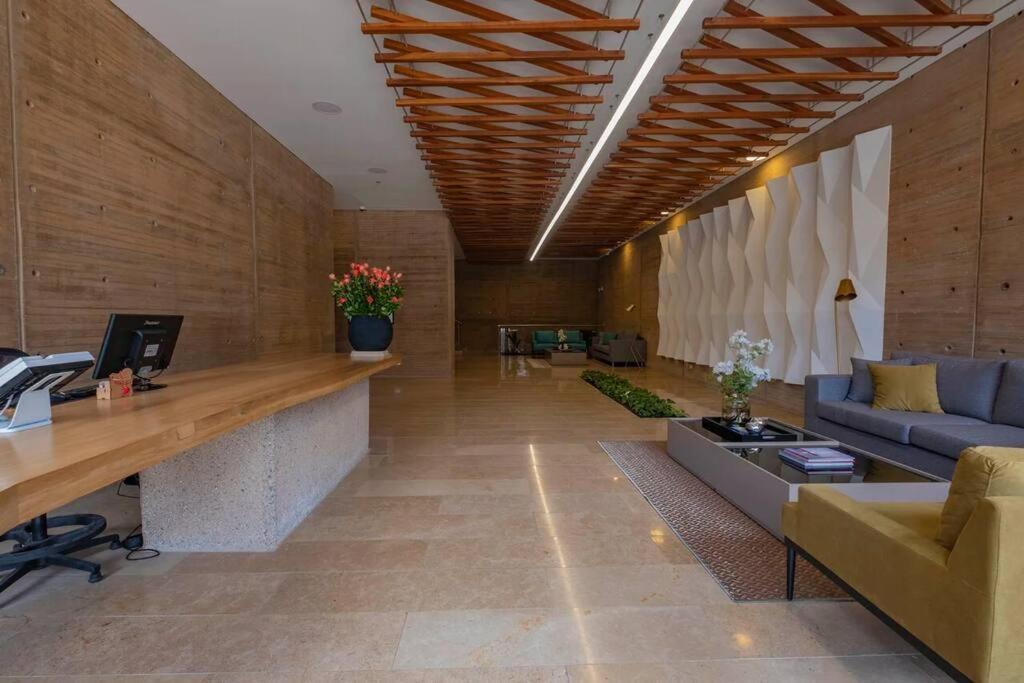 Centro Internacional Equilibrium Piscina Jacuzzi Apartment *