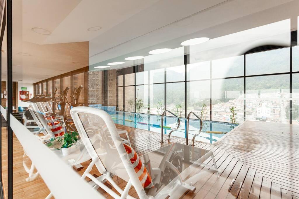 Centro Internacional Equilibrium Piscina Jacuzzi Apartment *