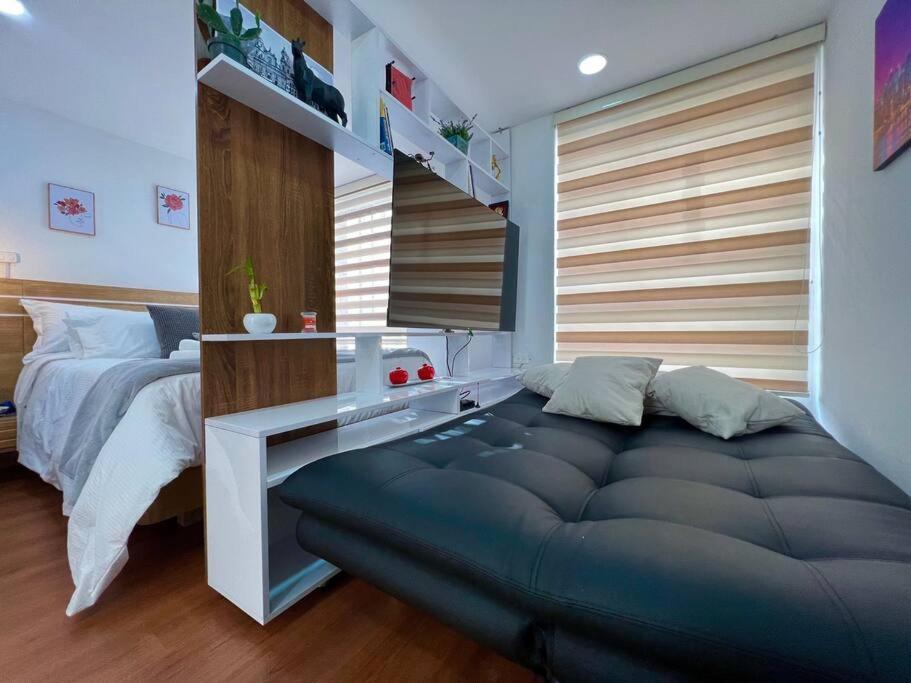 Downtown, Candelaria Loft, Monserrate View! * Bogota
