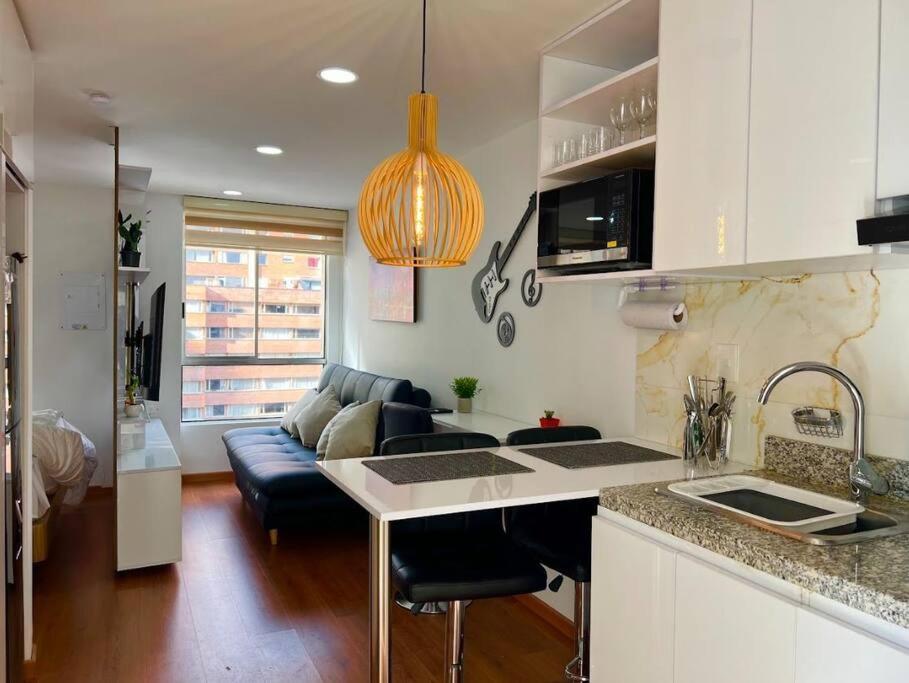 Downtown, Candelaria Loft, Monserrate View! Apartment Bogota