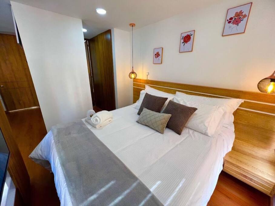 Downtown, Candelaria Loft, Monserrate View! Apartment