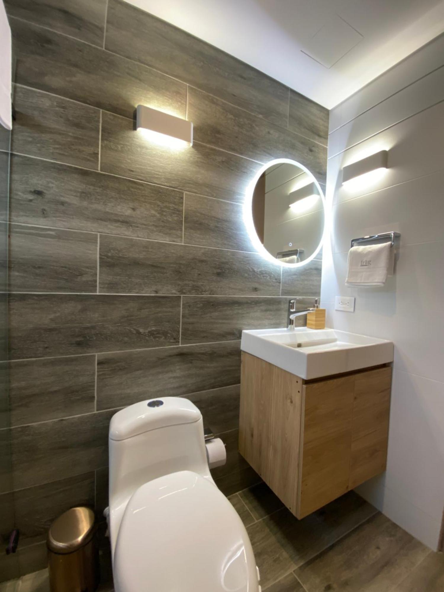 Nuevo Apt, Central, Moderno, Movistararena. * Bogota