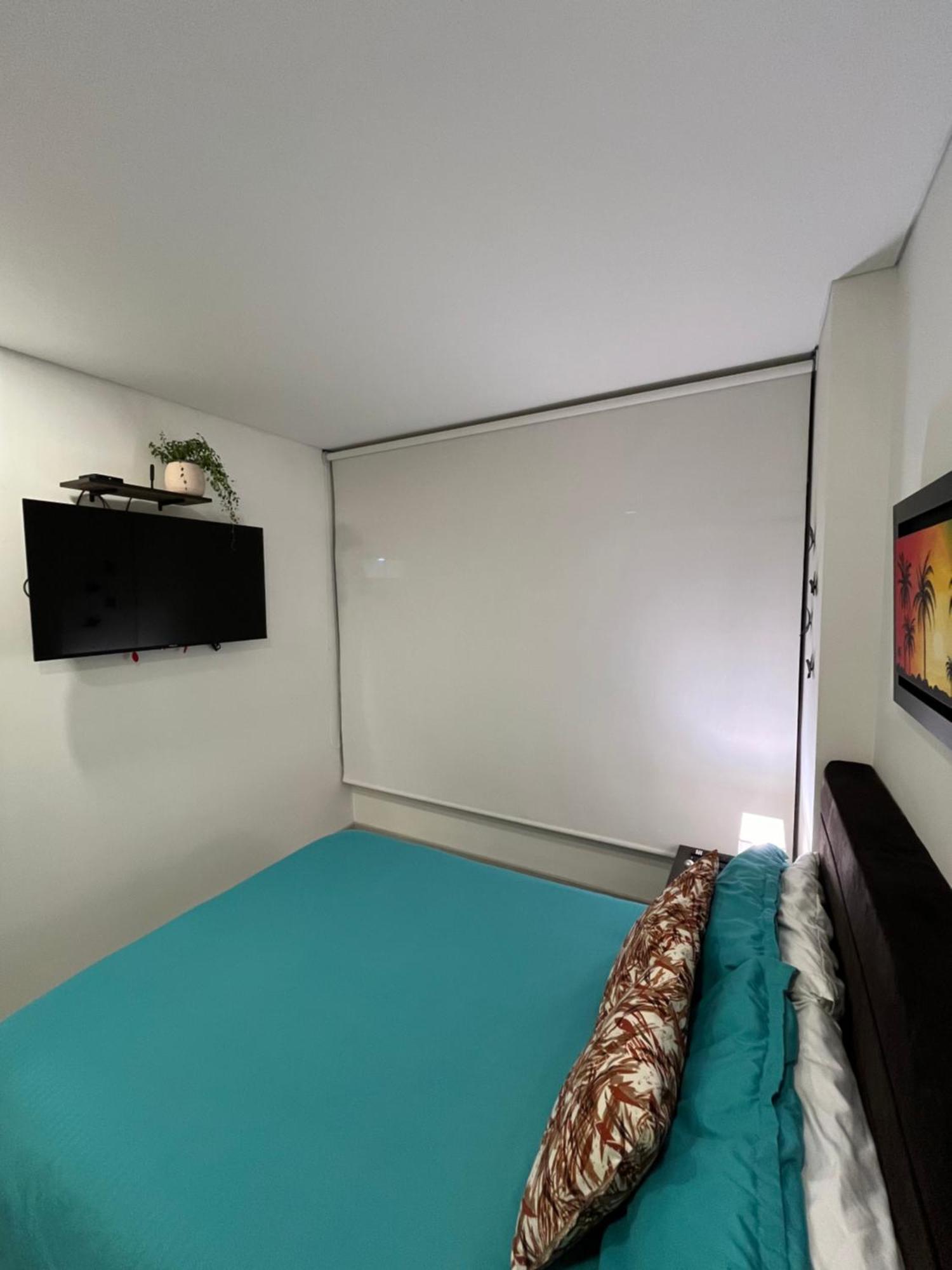 En Apartment *