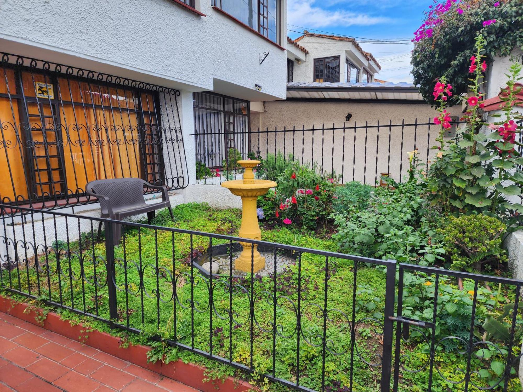 Guest house Casa Jardin Utopico *