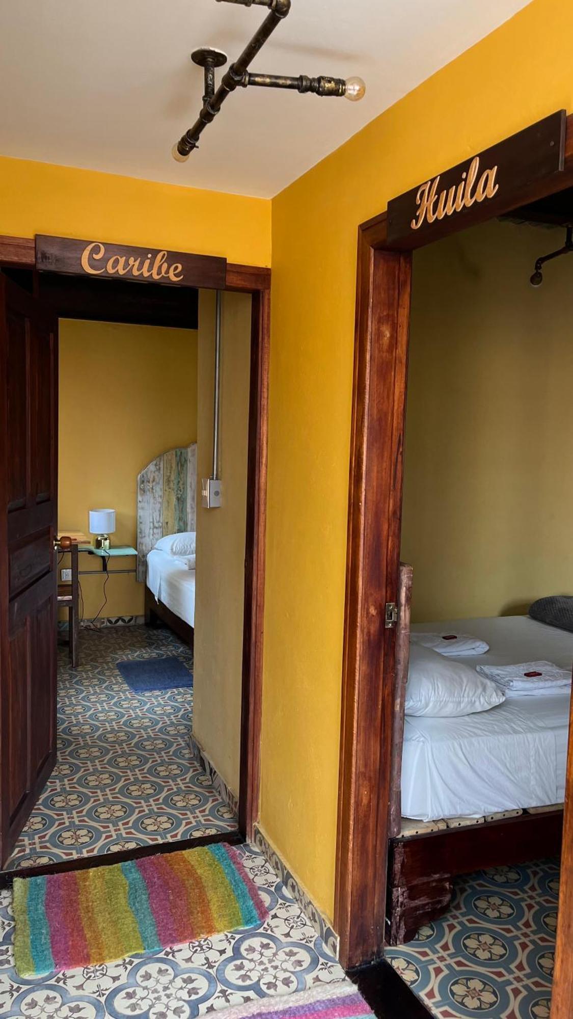 Casa Astromelia Pensión *