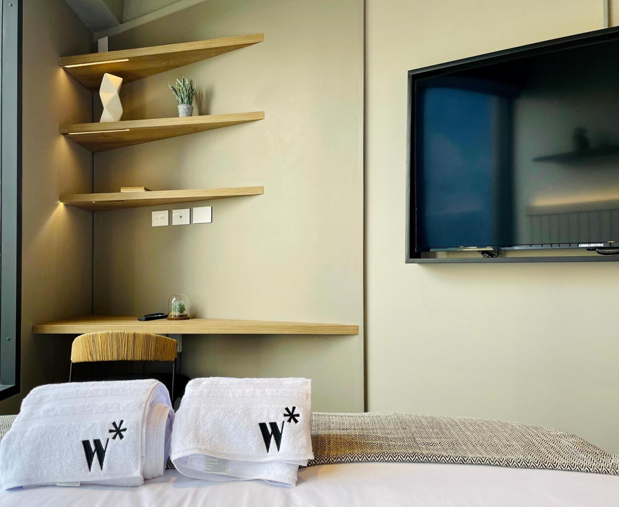 Wynwood House 100 Apartment Bogota