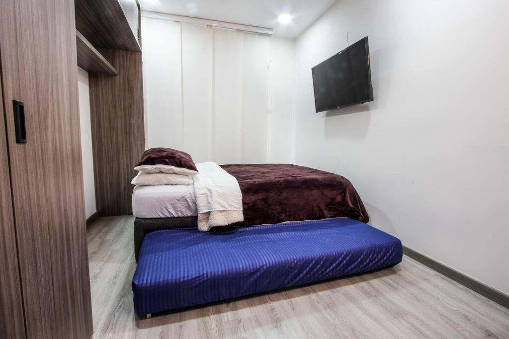 Chapinero Balcon Fast Wifi Bares Lgbtq Theatron Apartment *