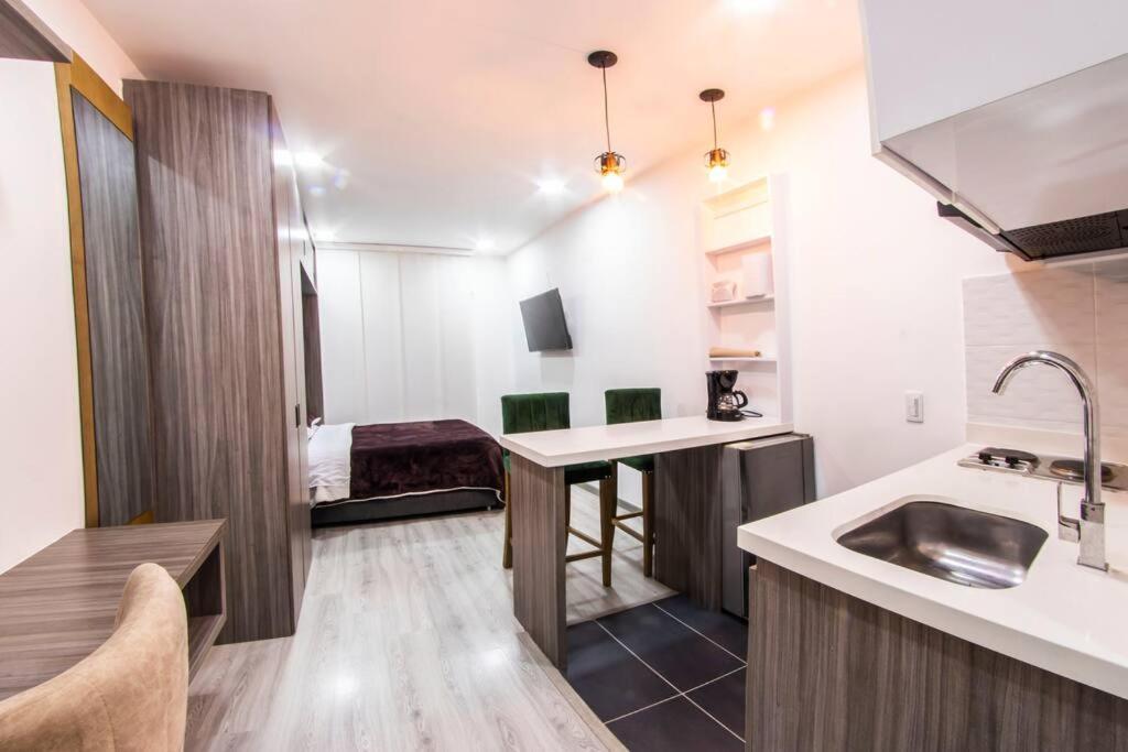 Chapinero Balcon Fast Wifi Bares Lgbtq Theatron Apartment Bogota