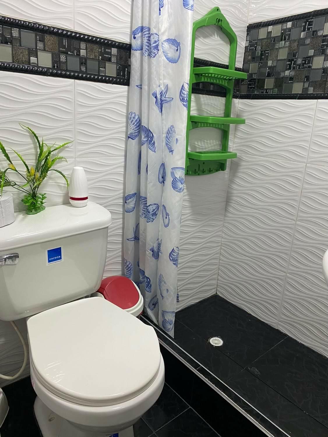 Apartamento A 15 Minutos Aeropuerto Sector Muy Tranquilo *